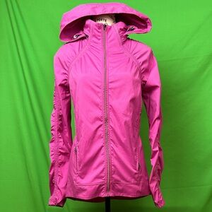 Lululemon Gather and Sprint Lightweight Jacket. Ultra Violet. Size 4.